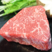 1円【1数】和牛 モモ肉 100g ブロック 牛もも 牛肉 焼肉 ステーキ ビーフカツ BBQ バーベキュー 業務用 贈答 お歳暮 ギフト 1円スタート_画像2