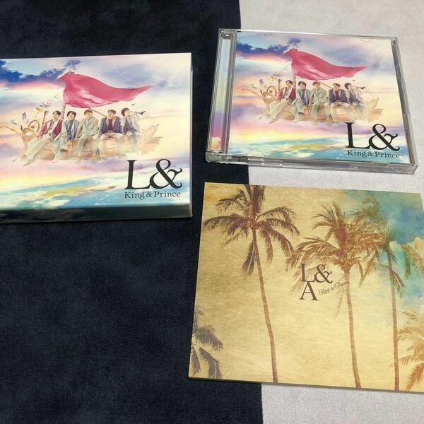 King&Prince 初回限定盤B CDとDVDの2枚組となります。