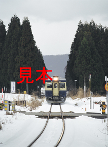 鉄道写真、645ネガデータ、149770120014、キハ52-125、JR大糸線、頸城大野〜根知、2007.01.02、（3362×4591）