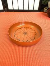 【伝統工芸品】山中漆器　木製丸盆　菊御紋　共箱付　新品未使用蔵出品_画像1