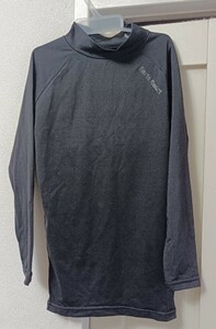 アールズコート　ハイネック　インナーシャツ　黒 130　ブラック