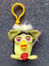 ファービー トーキングキーチェーン 英語版 キーホルダー ぬいぐるみ furby 黒黄 ._画像1