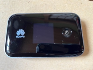 *HUAWEI|Mobile WiFi E5377T abroad correspondence SIM free pocket WIFI USED*