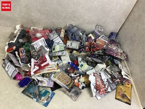 1円~ 同梱不可 ジャンク 仮面ライダー、ガンダム、ONE PIECE他 フィギュア、タオル等
