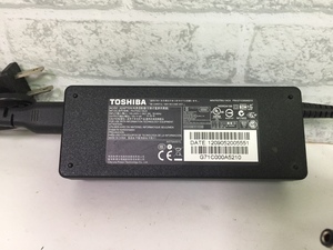 東芝　ACアダプター　PA3755U-1ACA　中古品6786