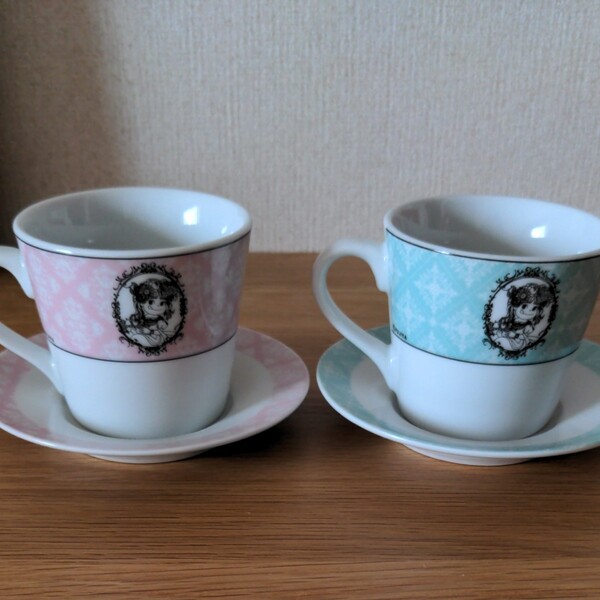 未使用☆ペコちゃん ペアカップ&ソーサー