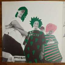  ローファイ貴重盤!! 10inch Noise Addict - Young & Jaded / Grand Royal - GR 005 / Ben Lee / Beastie Boys / Jonathan Richman_画像3