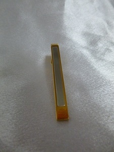 ■ [ys-1] Dunhill Dunhill ■ Тип PIN-штифт Длина золота 6 см. Ширина 5 мм гравирован ■ [проезжает из Токио] ■ j