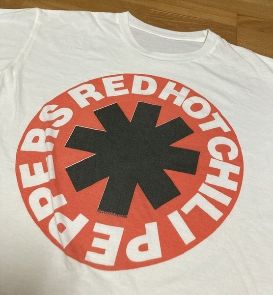 80's VINTAGE RED HOT CHILI PEPPERS Tシャツ シングルステッチ 染み込み ヴィンテージ バンT 古着