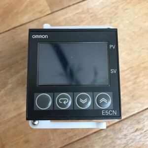 温度調節器 デジタル調節計 温調器 小型 E5CN-Q2T OMRON オムロン 温度コントロール SSR駆動用電圧出力 温度制御