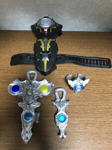  secondhand goods Bandai Ultraman Taiga [DX Taiga Spark & photo na- ski lack of equipped ] postage 510 jpy 