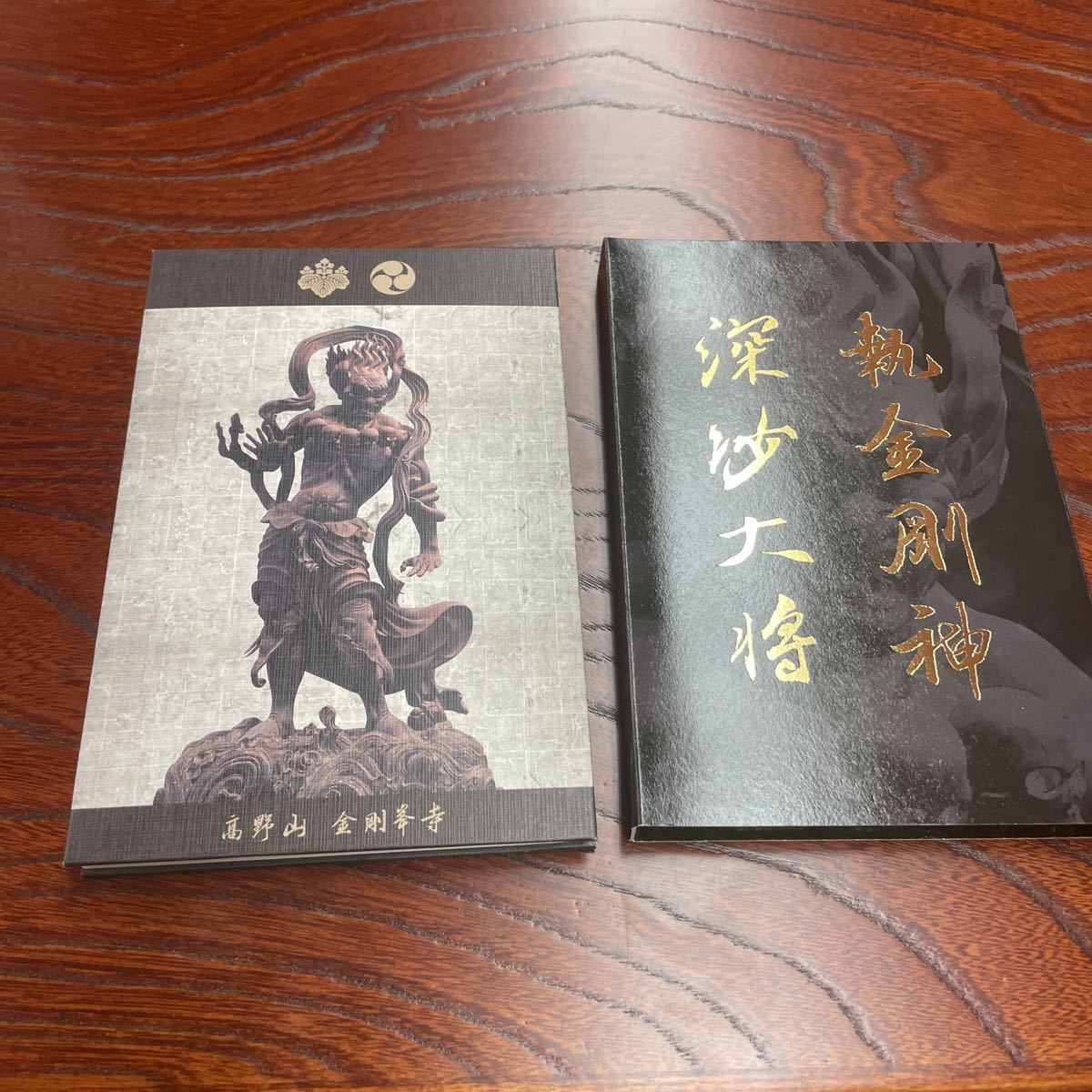 極希少】高野山 金剛峯寺 御朱印帳 伽藍中門再建記念限定高野霊木(檜