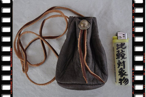 ka light gold *metisn pouch * dark brown size M AC new goods cow leather . many old Conti . attaching 