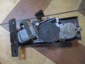 #BMW E36 325 cabriolet softtop motor used 8360002 67618360002.0 0130821319 parts taking equipped convertible top #