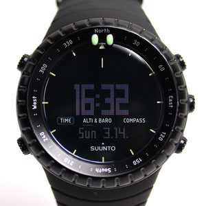 MT3162 スント Suunto Core All BlackSS014279010 腕時計　デジタルウオッチ/中古