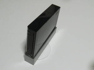W012【即日配送 送料無料 動作確認済】Wii 本体 ブラック 黒 台 プレート付き
