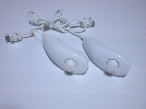 N051【即日配送 送料無料 動作確認済】Wii ヌンチャク　2個セット　純正品　RVL-004 白　ホワイト 