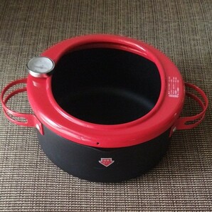 天ぷら鍋　赤　温度計付き　長期保管品　揚げ物 温度計 両手鍋