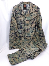 ◎米軍払下グッズ◎ 迷彩服 / 上下 セットアップ (M)　沖縄米軍放出品 / USMC / ミリタリー / サバイバルゲーム / コスプレ　[03-205]_画像1