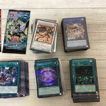 【ジャンク/処分品】現状 遊戯王カード 各種 まとめ売り ブラック・マジシャン・ガール 強欲な壺 等_画像3