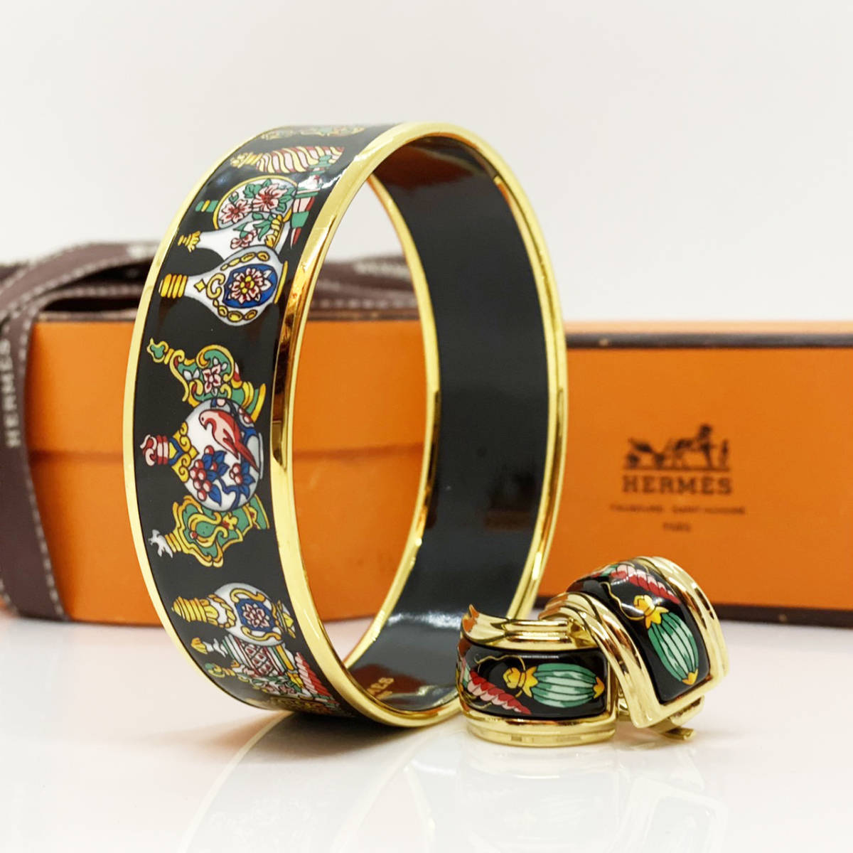 新品未使用 HERMES 人気ブレスレット アズ.ドゥ.クール 黒ゴールド金具