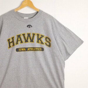 90's 00's クルーネック半袖両面プリントTシャツ メンズUS-XLサイズ IOWA ATHLETICS HAWKS ホークアイズ カレッジ ビンテージ t-2035n