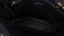 1円美品☆シャネル☆ラムスキン×マトラッセ　30cm　ココチャーム付　Wチェーンショルダー　黒　G金具【CHANEL】_画像10