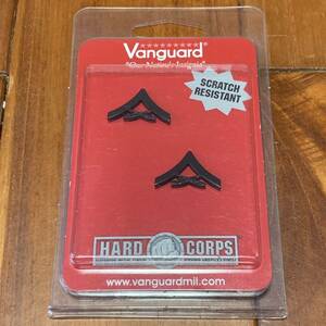 沖縄 米軍放出品 badge ピンバッジ Vanguard HARD CORPS MC CHVERON BLK 黒 ピン オシャレ (管理番号Y47)