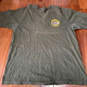 沖縄 米軍放出品 CAMP MUJUK KOREA USA 韓国 アメリカ 半袖 Tシャツ オシャレ ファッション 古着 トレーニング OD (管理番号Z7)