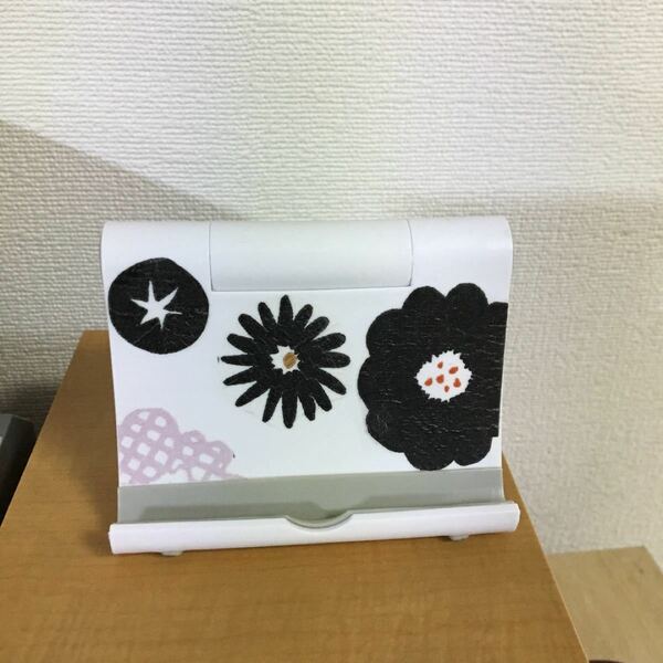 スマホスタンド タブレットスタンド　デコパージュ 花柄