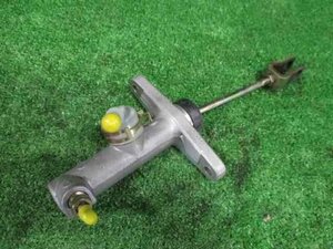 [A40629]* Elf NHR69 clutch cylinder 