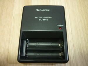  富士フイルム　BC-NHS　乾電池式充電器 