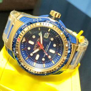 【新品】$1995 INVICTA インビクタ 高級腕時計 HYDROMAX ハイドロマックス ゴールド×ブルー 激レア デットストック ラスト1！の画像9