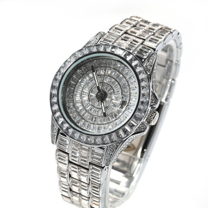 【送料無料】 腕時計 ウォッチ カップル用 ダイヤモンド ブレスレット バングル 18KGP 男女兼用 高品質 高級感 ホワイトゴールド 新品