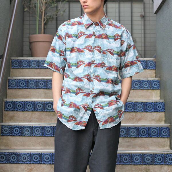 USA VINTAGE HALF SLEEVE FISH PATTERNED DESIGN SHIRT/アメリカ古着半袖魚柄デザインシャツ