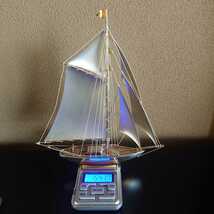 ⑪ SILVER 970 刻印 銀製 ヨット 重量154.17g ガラスケース入 置物 (ガラスケースのサイズ32.5cm×29cm 高さ約32cm)_画像9