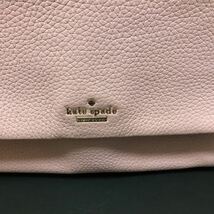 kate spade ケイトスペード　ピンクのレザーショルダーバッグ　美品訳あり_画像2