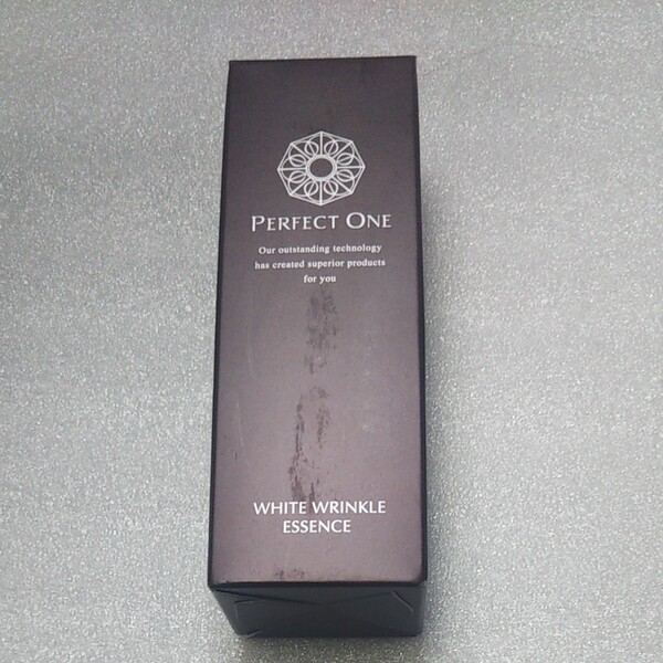 新品◆パーフェクトワン◆薬用SPホワイトリンクルエッセンス 30ml ◆シミ シワ改善