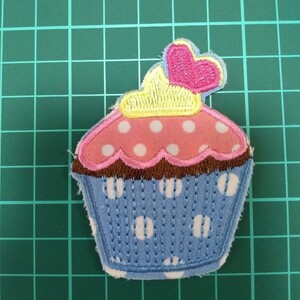 アイロンワッペン アイロン接着 ワッペン スイーツモチーフ カップケーキ ハンドメイド 保育園 幼稚園