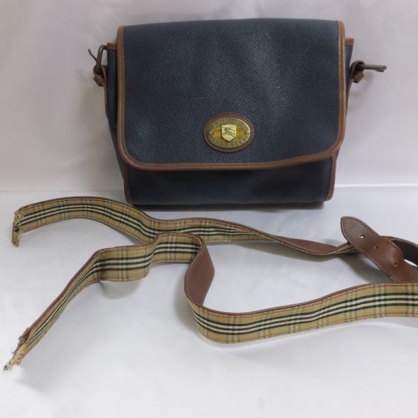 BURBERRY LONDON BLUE LABEL バーバーリー ショルダーバッグ ヴィンテージ レトロ 小さめバッグ ハイブランド 80年代ファッション バーバリー バッグ コインケース レトロ