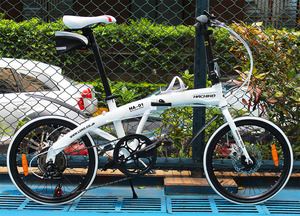 ハチコ HACHIKO 20インチ 折りたたみ自転車 アルミ SHIMANO シマノ7段 変速 前後Dブレーキ folding bike フェンダー付き 白 おしゃれ