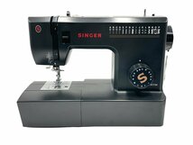 美品 SINGER SN773K 水平全回転釜 フットコントローラー式 ぬい模様ダイヤル ブラック系 家庭用ミシン シンガー 裁縫 手芸 電動 高性能_画像2