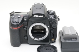 【フジヤカメラ】難有り品 Nikon D700 (バッテリー／充電器付き) ニコン フルサイズ デジタル一眼レフ