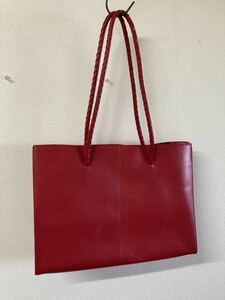 ★新品未使用難あり品★赤の大きなショルダートートバッグ★ショルダーBAG★ 合成皮使用