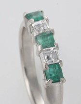 ☆エメラルド3石計0.61ct+ダイアのPt900製12.5号リング・4.8g/IP-6282_画像7