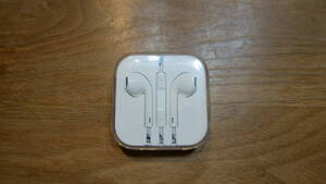 【Apple純正品・未使用・未開封】イヤホン ミニプラグ EarPods with 3.5mm Headphone Plug (MD827ZM/B MD827FE/A同等品)