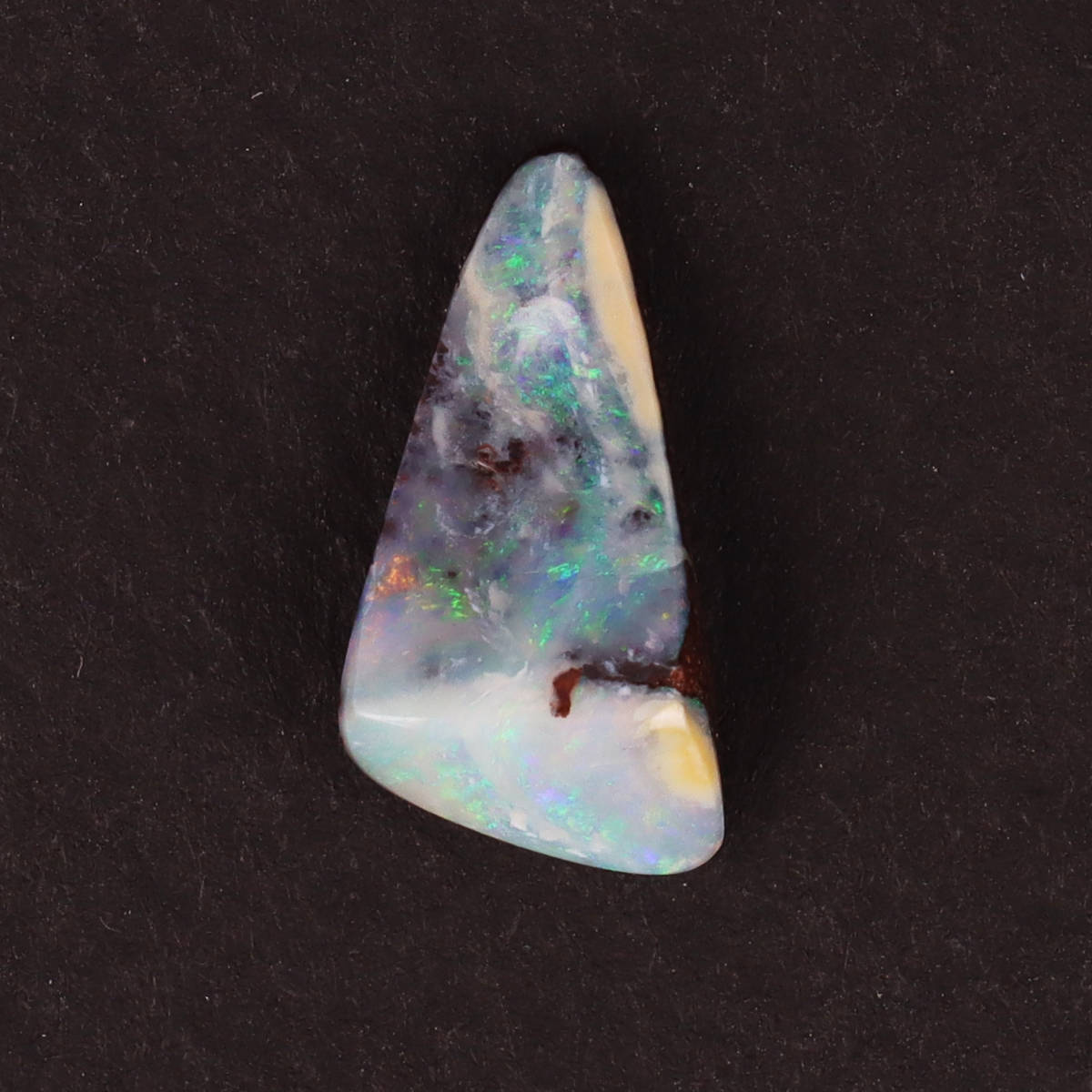 天然ボルダーオパール ルース 70.82ct | mekatronikelektrik.com