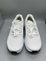 JG050559 UNDER ARMOUR UAチャージド パスート3 ホワイト　26cm　アンダーアーマー　ランニングシューズ　白　直取り歓迎_画像1