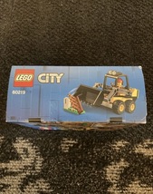 【未開封】レゴ(LEGO) シティ 工事現場のシャベルカー 60219 ブロック おもちゃ 男の子 車_画像2