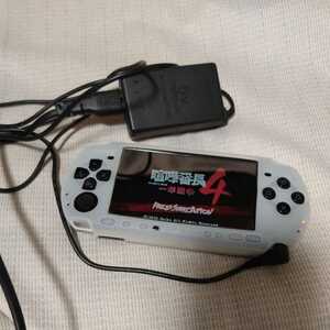 美品　SONY PlayStation Portable PSP-3000 本体 ブラック 動作確認済 本体カバー、画面シール、専用ケース、電源ケーブル付き